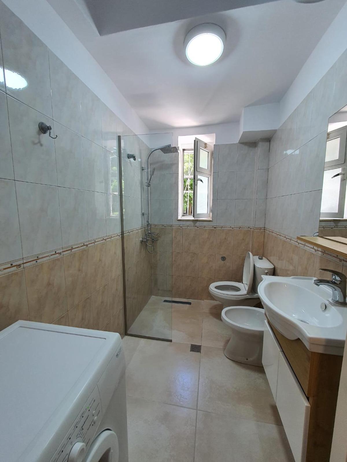 Center Of Tirana Enes'S Apartments Luaran gambar